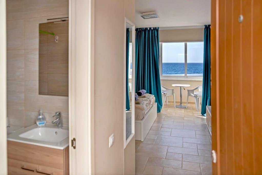 First Line Ocean View Studio Puerto de Santiago  Ngoại thất bức ảnh